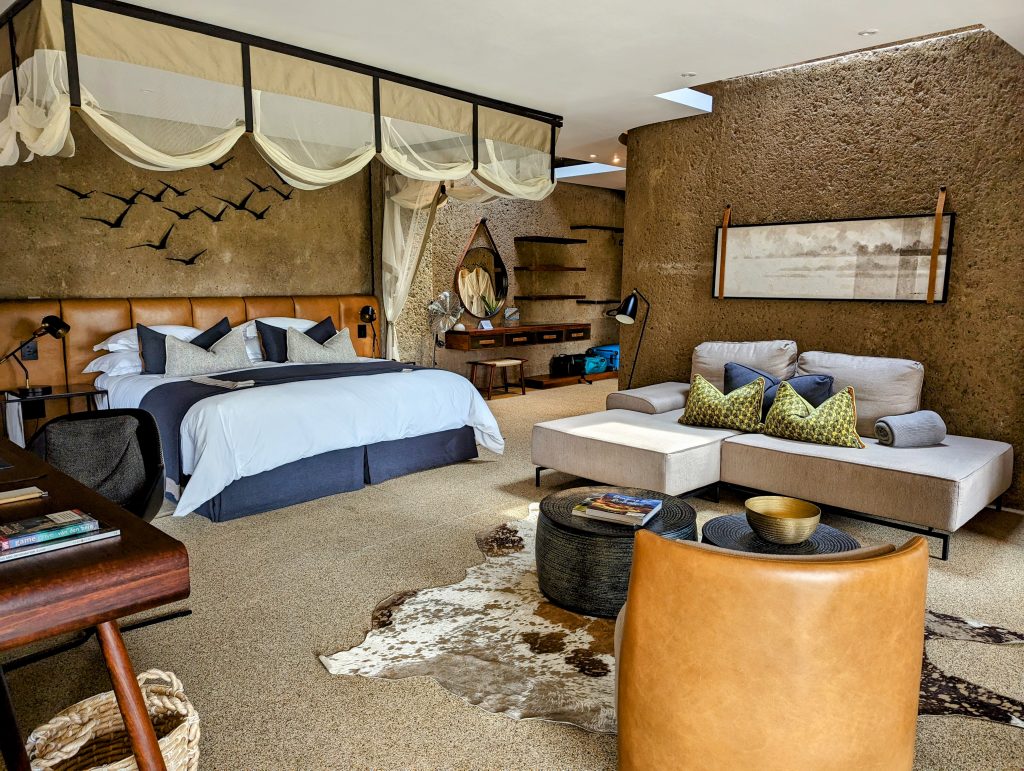 Sabi Sabi Earth Lodge room