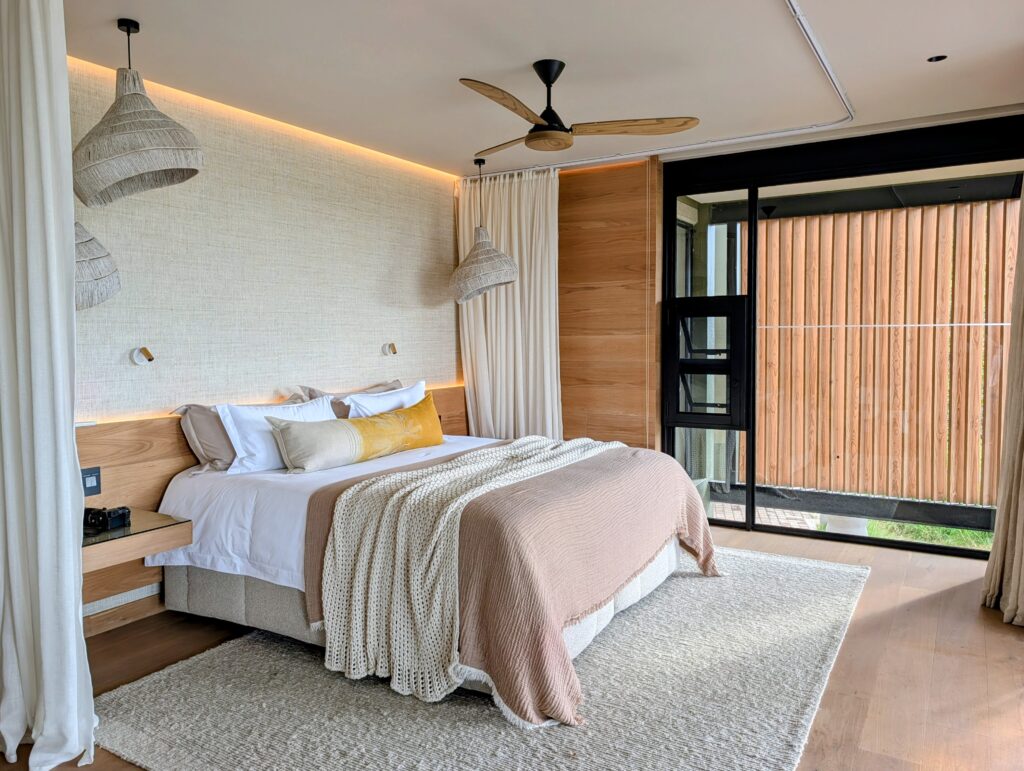 RockFig Safari Lodge suite (bed)