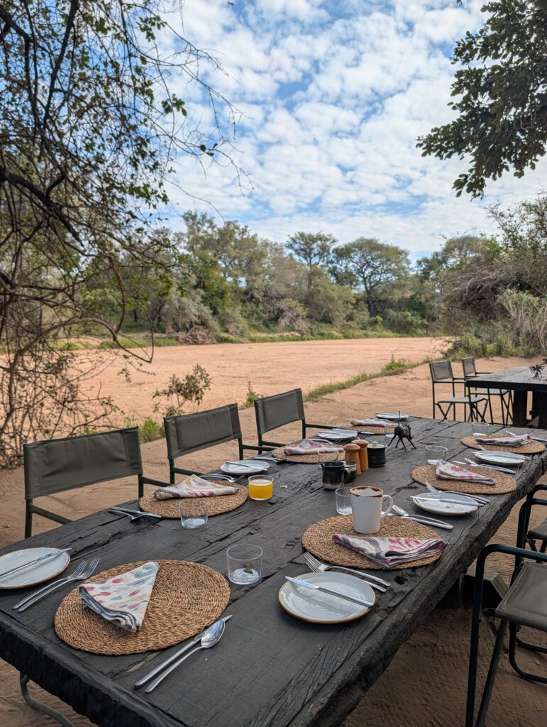 Tanda Tula bush breakfast